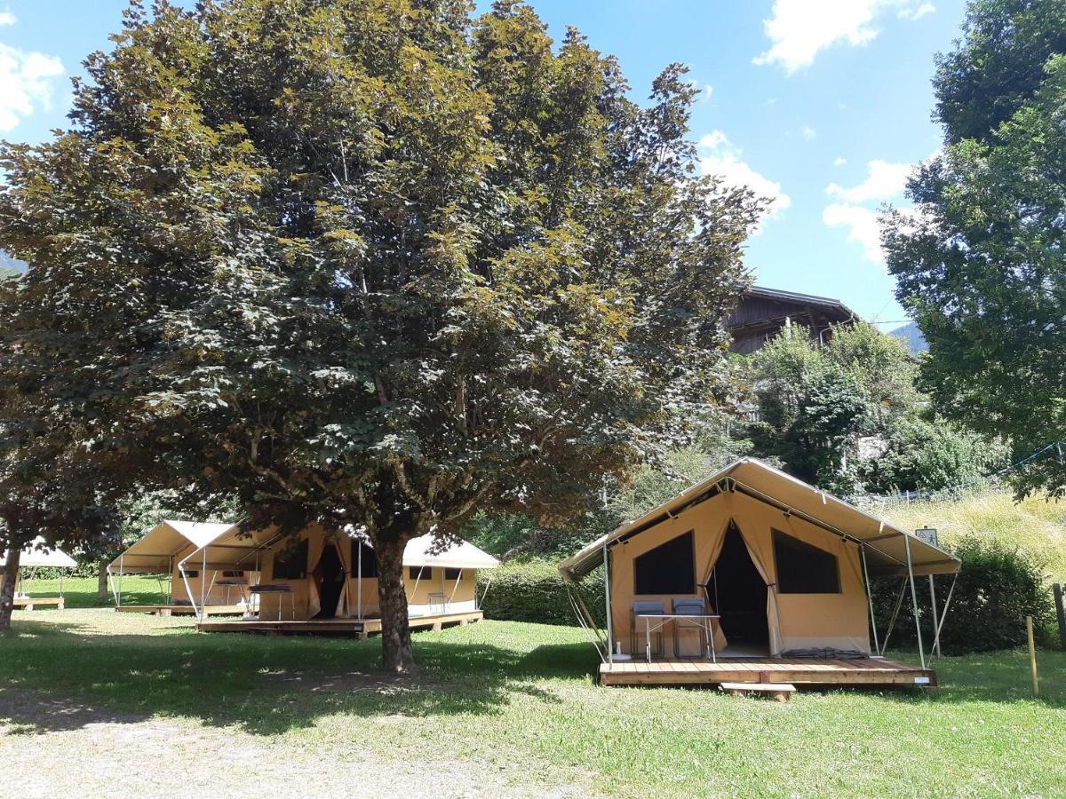 Campsite Camping Onlycamp Domelin *