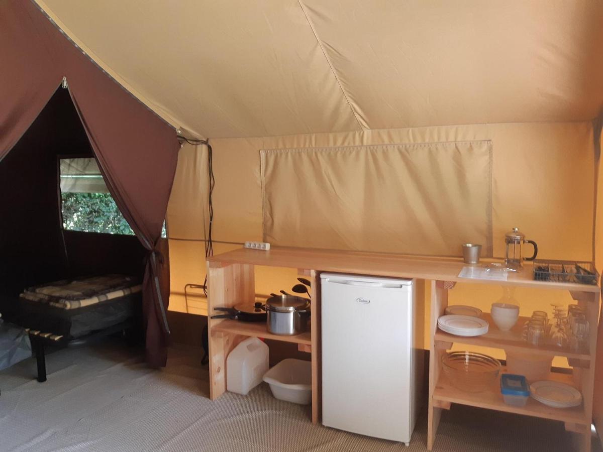 Campsite Camping Onlycamp Domelin *